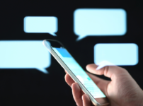 FBIはSignalのメッセージを読める？ iPhoneの仕様と必要な対策